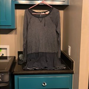 Altar’d State med sweatshirt